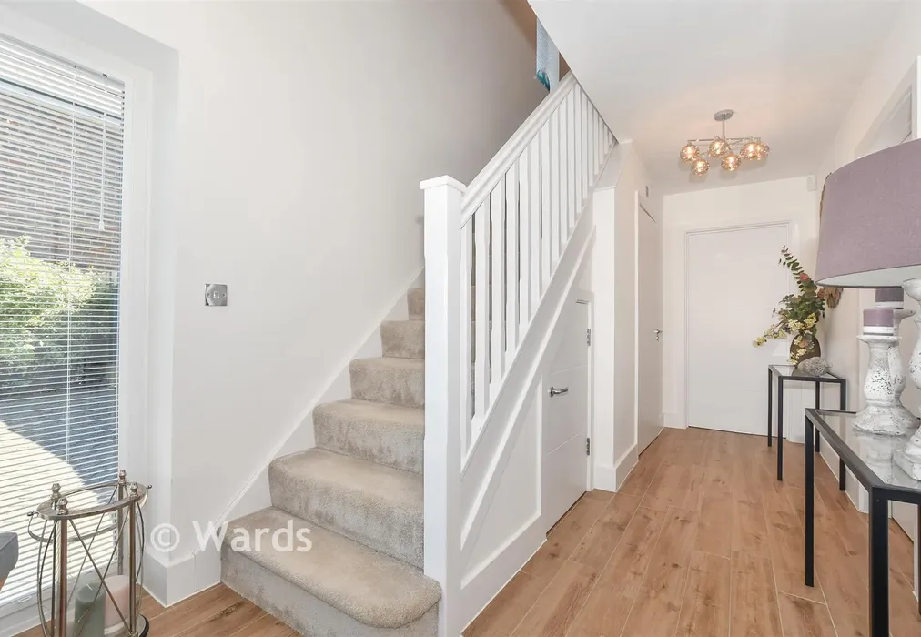 Entrance Hall - Crispin Close, New Romney, Kent - Wards of Kent