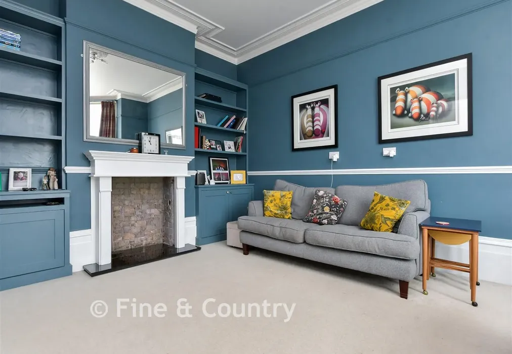Lounge - St. Richard's Road, Deal, Kent - Wards of Kent