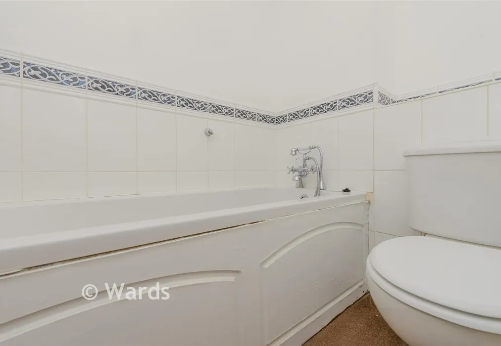 Bathroom - Sallow Close, St. Mary's Island, Chatham, Kent - Wards of Kent
