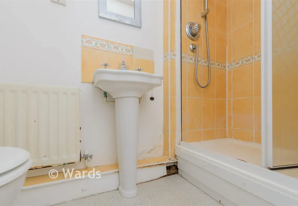 Shower Room - Sallow Close, St. Mary's Island, Chatham, Kent - Wards of Kent