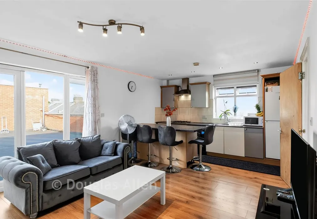 Lounge/Kitchen/Dining Room - Westwood Road, Ilford, Essex - Wards of Kent