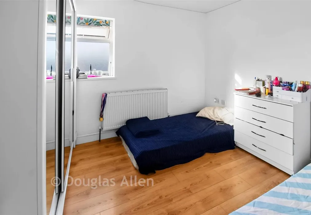Bedroom 2 - Westwood Road, Ilford, Essex - Wards of Kent