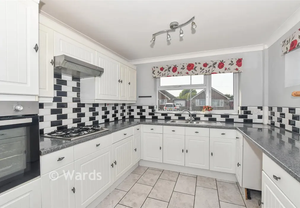 Kitchen - Adie Road, Greatstone, Kent - Wards of Kent