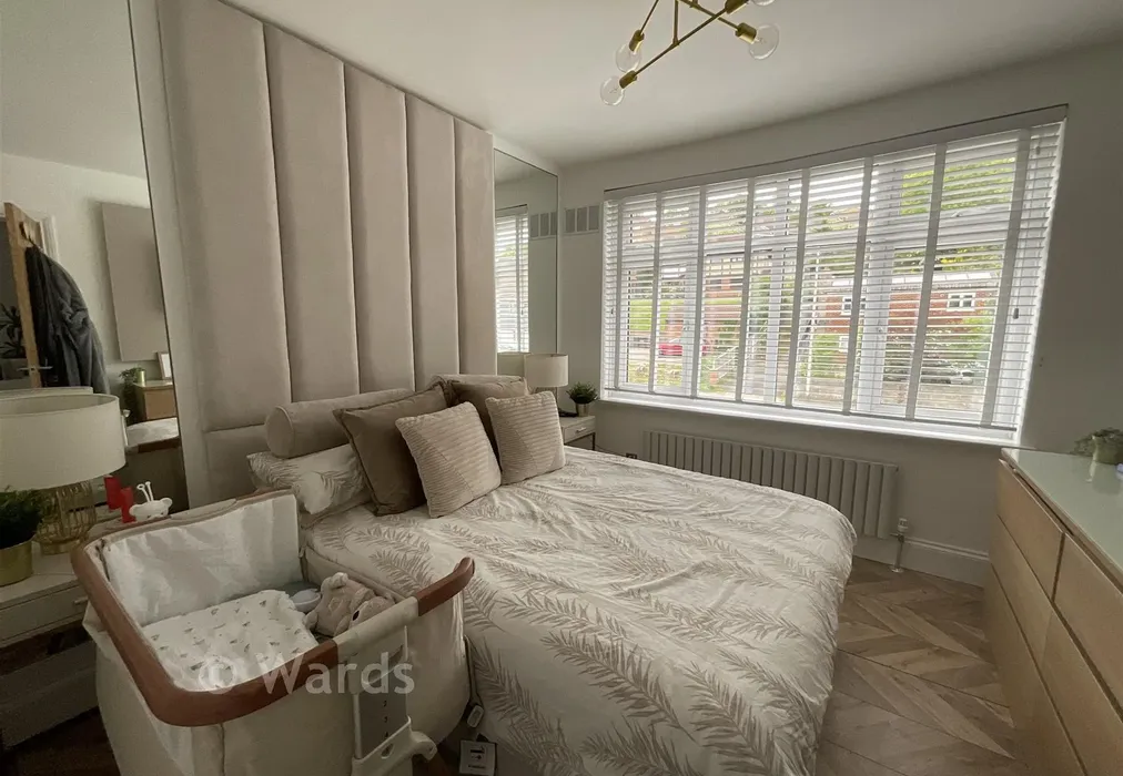 Bedroom - Princes Avenue, Chatham, Kent - Wards of Kent