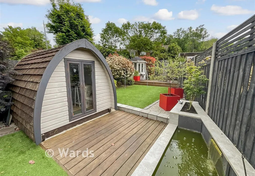 Garden - Princes Avenue, Chatham, Kent - Wards of Kent