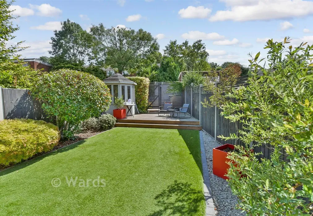 Rear Garden - Princes Avenue, Chatham, Kent - Wards of Kent