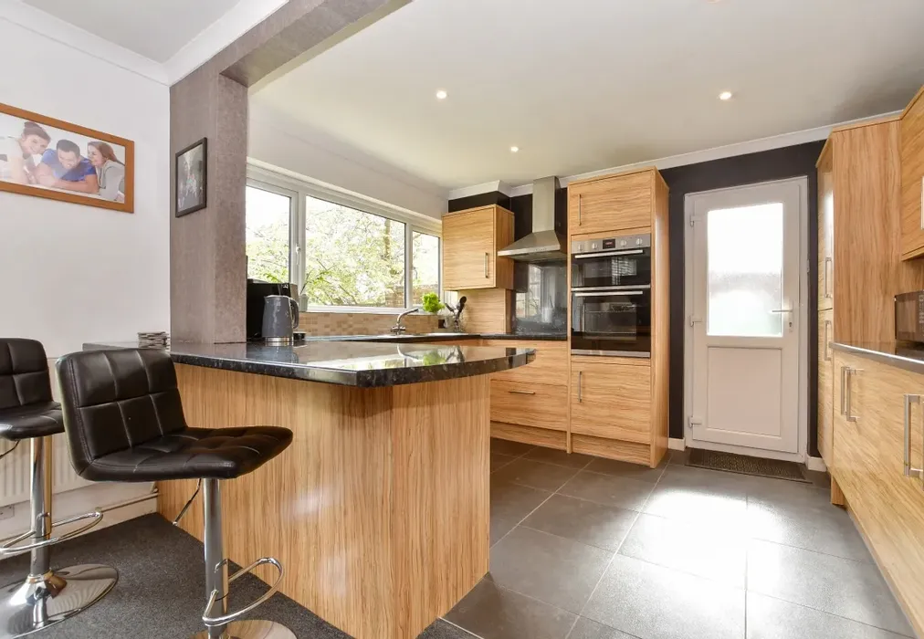 kitchen - Rose Bushes Epsom KT17 - Wards of Kent