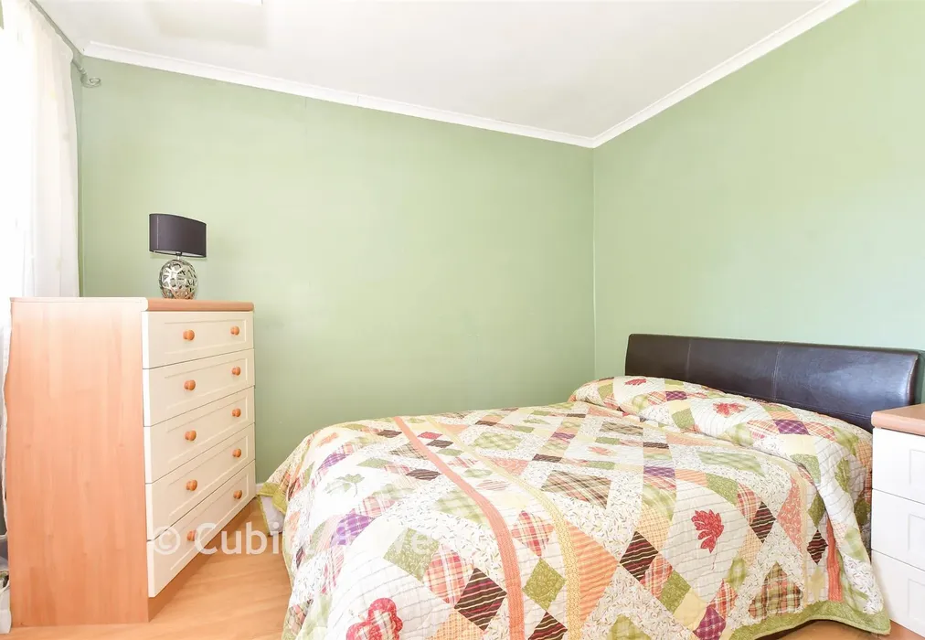 Bedroom 2 - Covert Close, Crawley, West Sussex - Wards of Kent