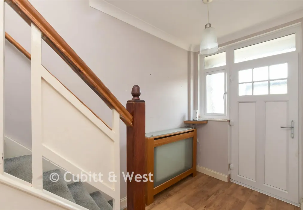 Hallway - Fairhaven Road, Redhill, Surrey - Wards of Kent
