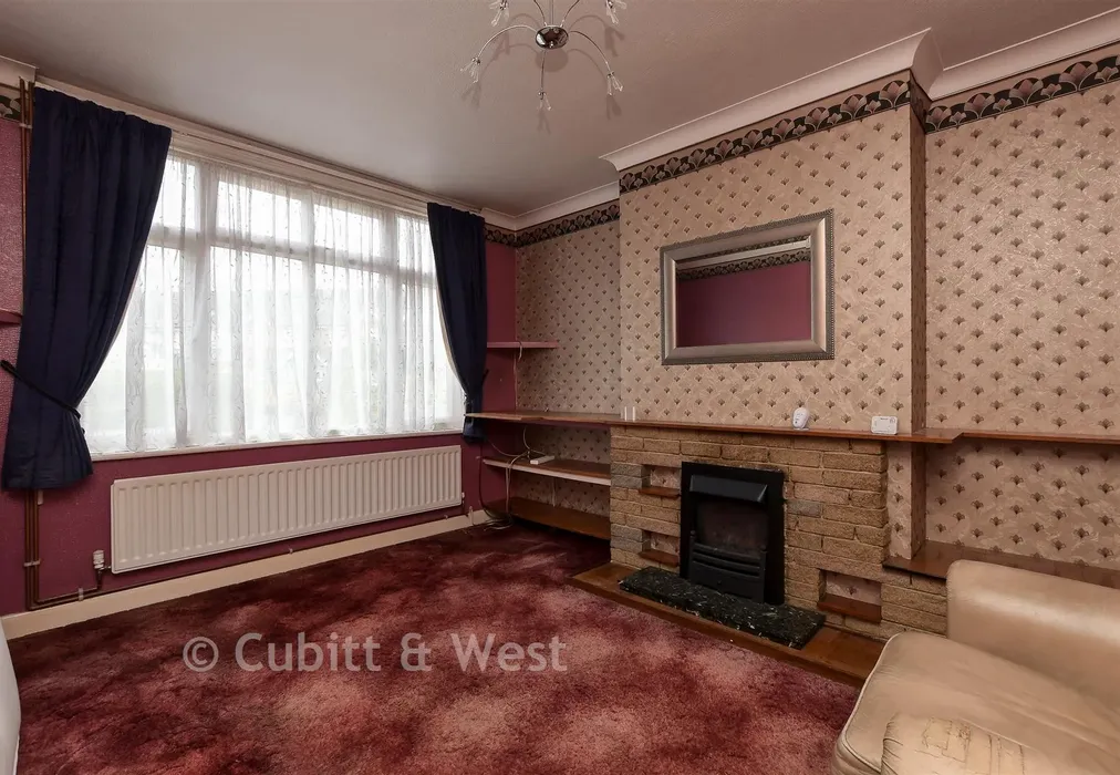 Living Room - Fairhaven Road, Redhill, Surrey - Wards of Kent