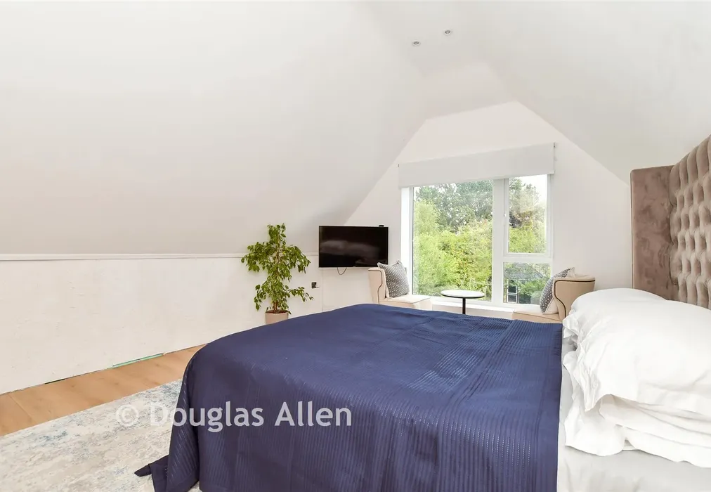 Bedroom 1 - Coleridge Road, Romford, Essex - Wards of Kent