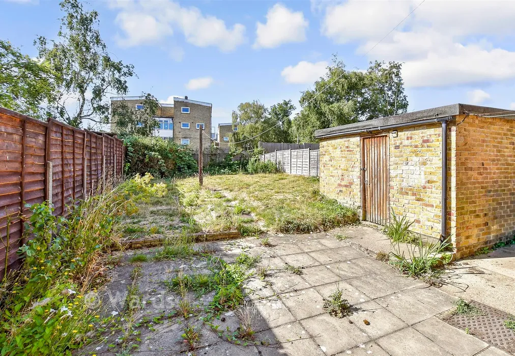 Rear Garden - Knight Avenue, Canterbury, Kent - Wards of Kent