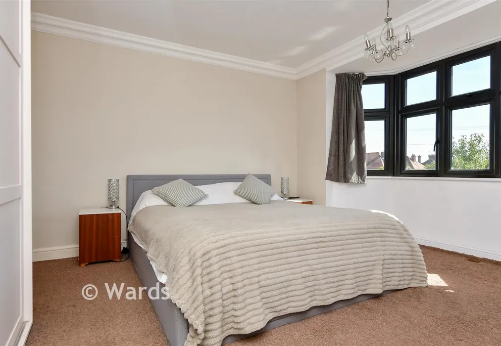 Bedroom 1 - Grove Gardens, Margate, Kent - Wards of Kent
