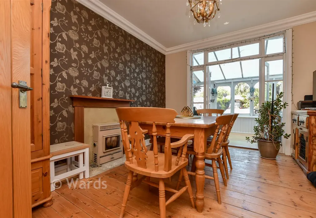 Dining Room - Grove Gardens, Margate, Kent - Wards of Kent