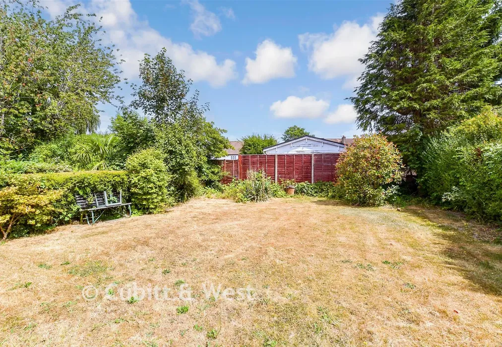 Rear Garden - Crewes Close, Warlingham, Surrey - Wards of Kent
