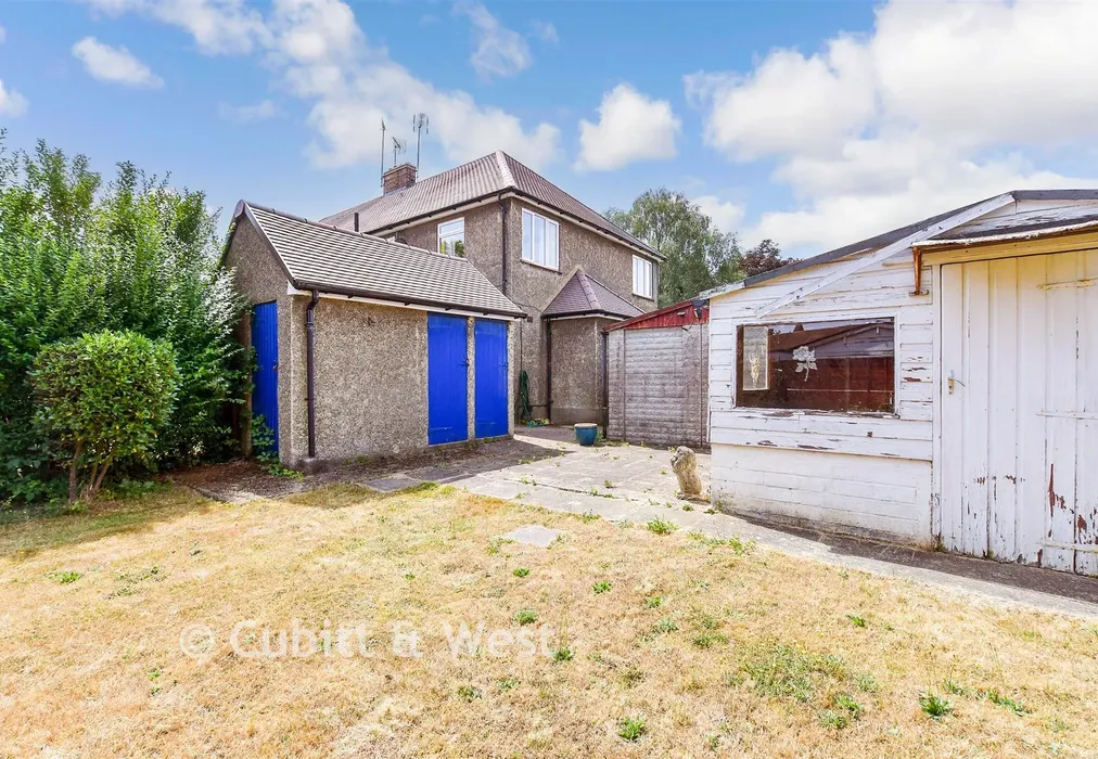 Rear Garden - Crewes Close, Warlingham, Surrey - Wards of Kent