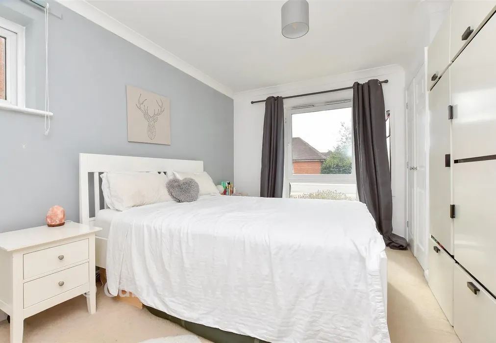 Bedroom - Canalside, Redhill, Surrey - Wards of Kent