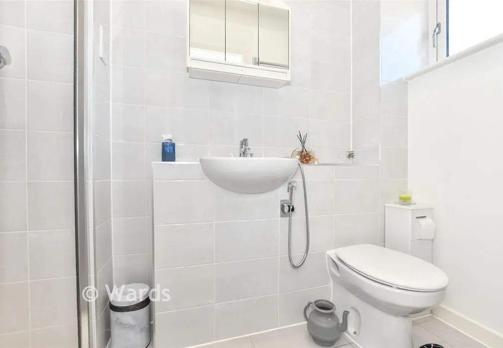 En-Suite Shower Room - College Row, Ashford, Kent - Wards of Kent