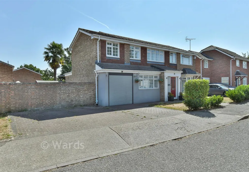 Driveway/Parking - Meadow Close, Walderslade, Chatham, Kent - Wards of Kent
