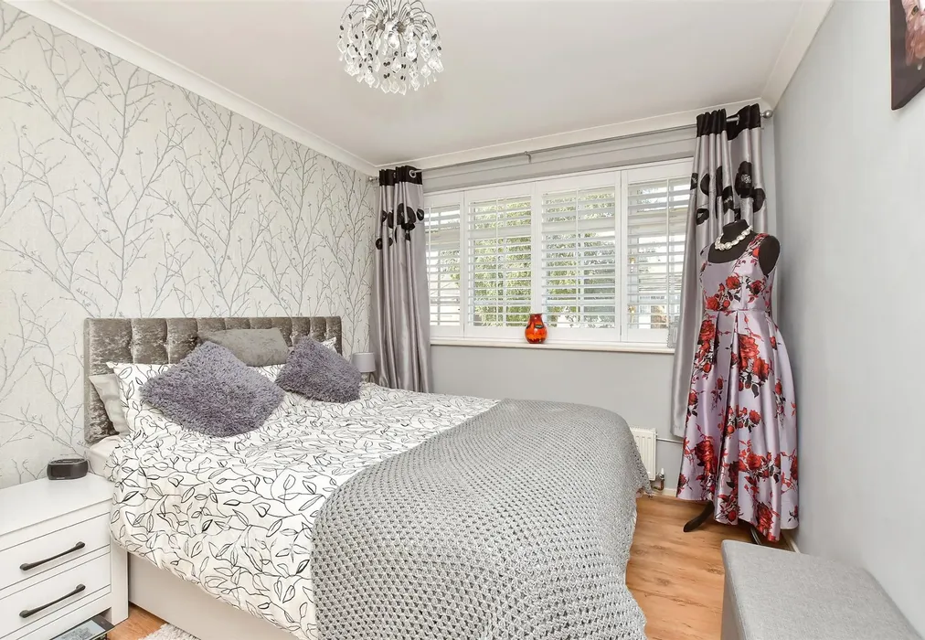 Bedroom 2 - Meadow Close, Walderslade, Chatham, Kent - Wards of Kent