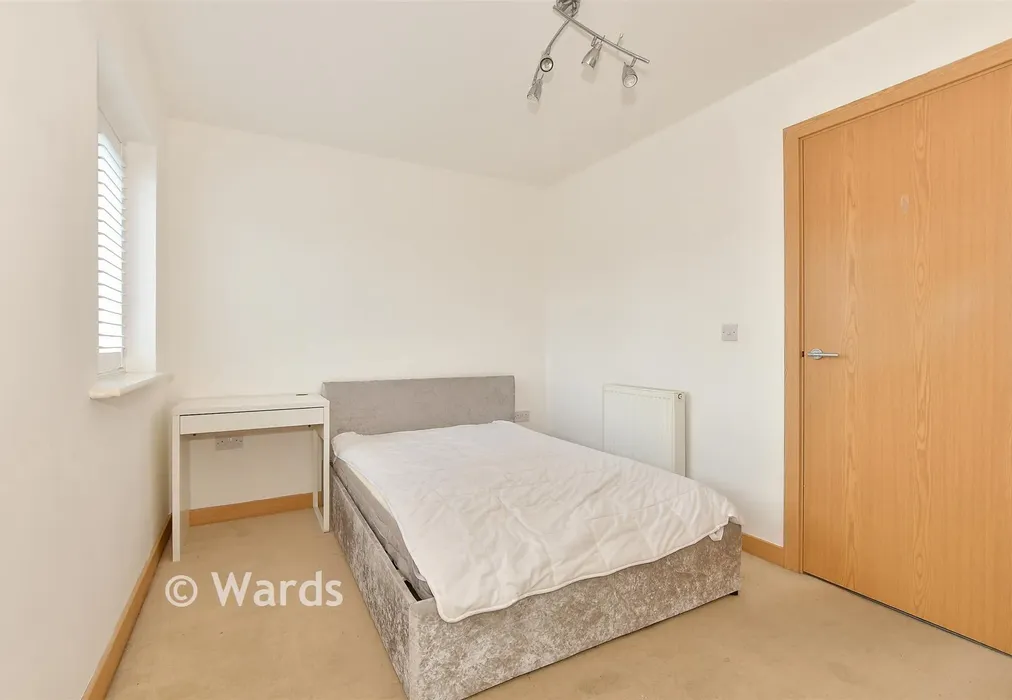Bedroom 2 - Olympia Way, Whitstable, Kent - Wards of Kent