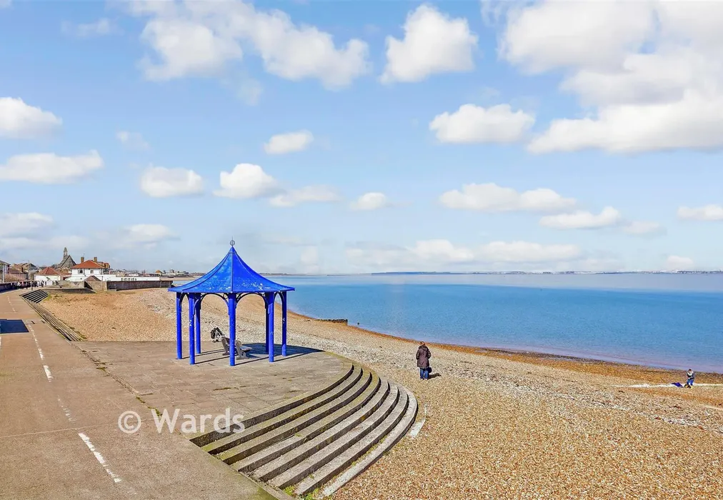 Sheerness Beach - Alma Street, Sheerness, Kent - Wards of Kent