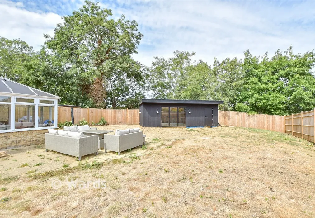 Rear Garden - Woodlea, Leybourne, Kent - Wards of Kent