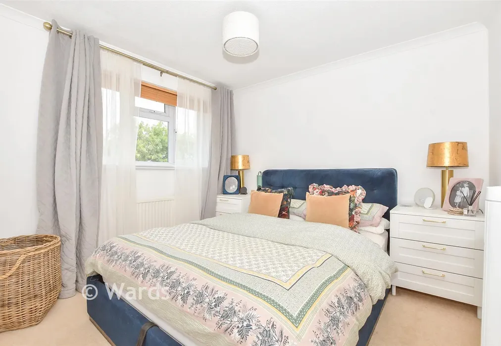 Bedroom 2 - Woodlea, Leybourne, Kent - Wards of Kent