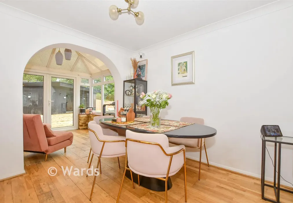 Lounge/Diner - Woodlea, Leybourne, Kent - Wards of Kent
