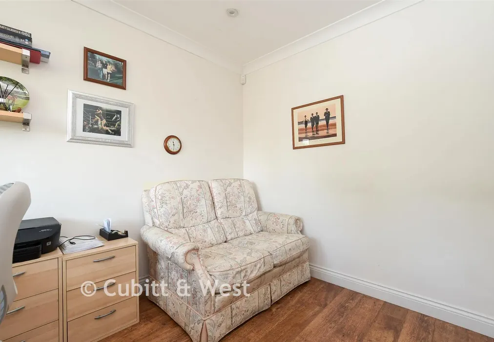 Study - Stonefield Close, Crawley, West Sussex - Wards of Kent