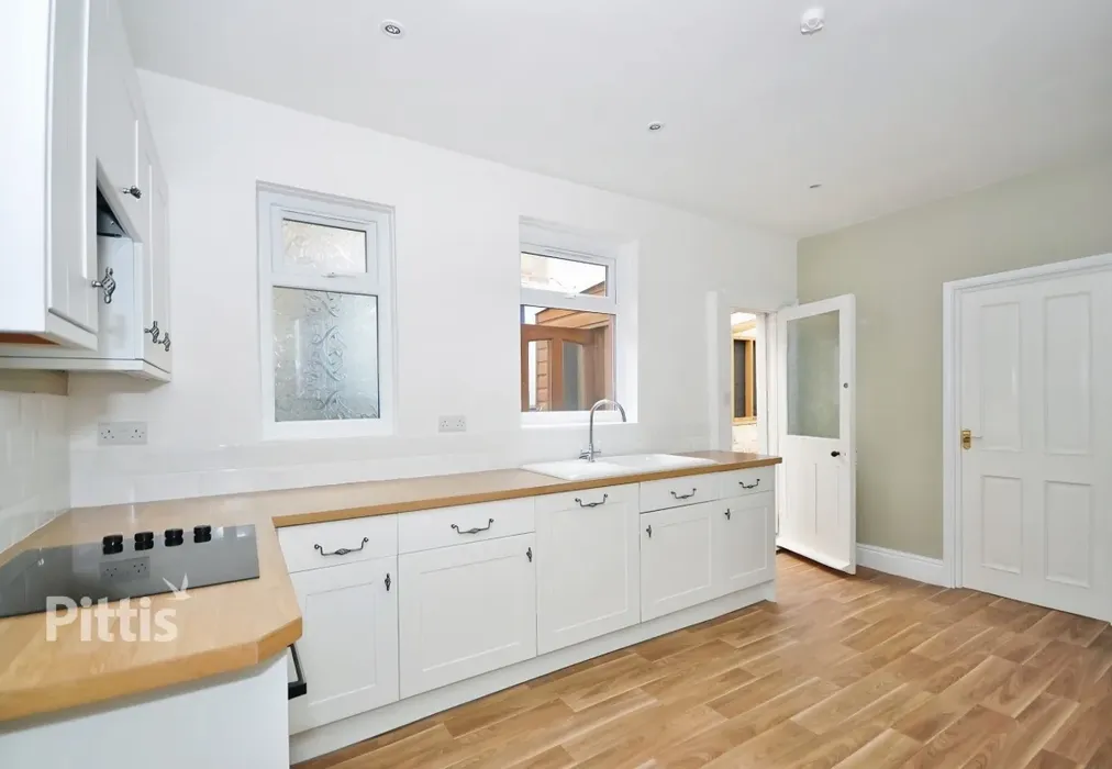  - Gordon Road Cowes PO31 - Wards of Kent
