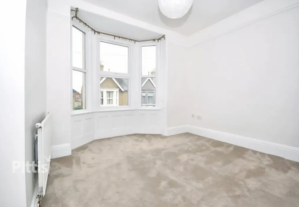  - Gordon Road Cowes PO31 - Wards of Kent