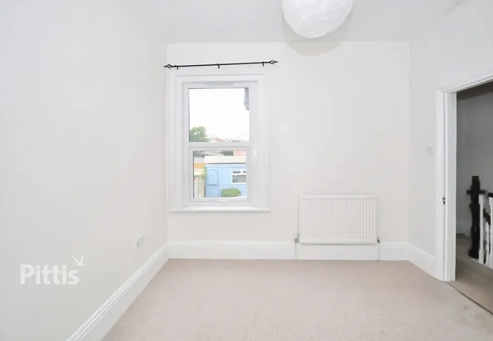  - Gordon Road Cowes PO31 - Wards of Kent