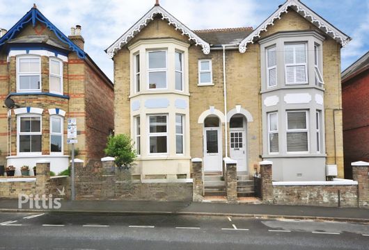 Gordon Road Cowes PO31 - Wards of Kent