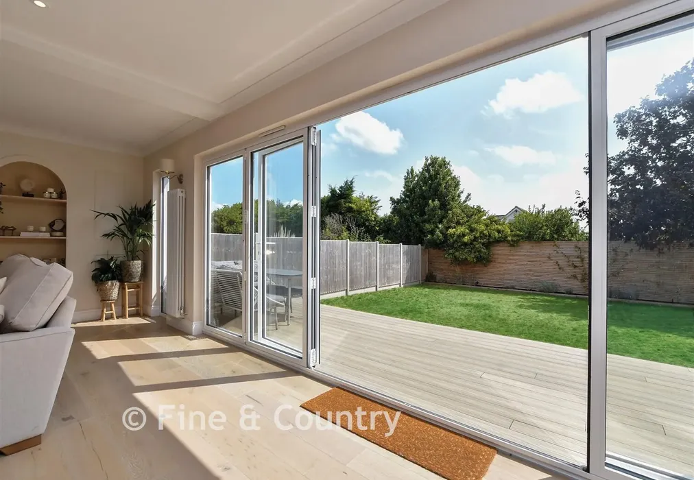 Internal Lifestyle Photograph - Kings Avenue, Broadstairs, Kent - Wards of Kent