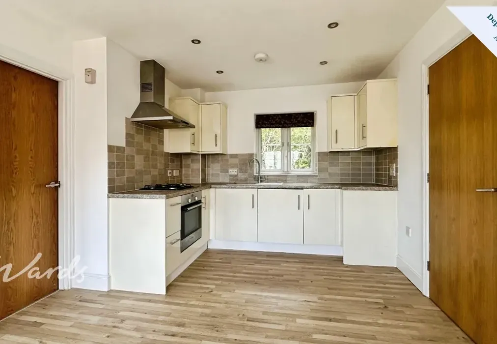Kitchen - Russet Gardens Maidstone ME17 - Wards of Kent