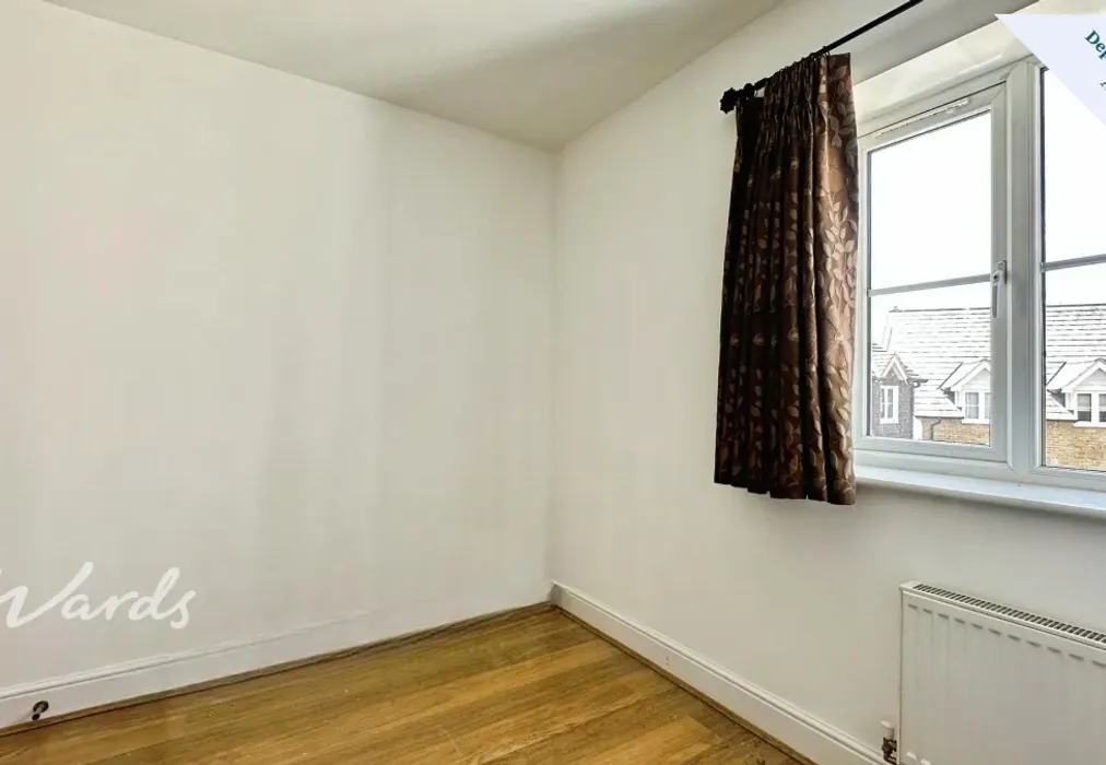 Bedroom - Russet Gardens Maidstone ME17 - Wards of Kent