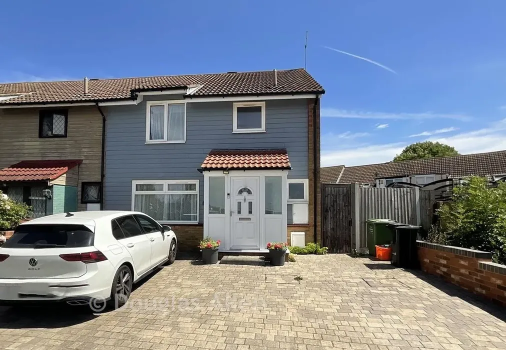 Front - Rectory Park Drive, Basildon, Essex - Wards of Kent