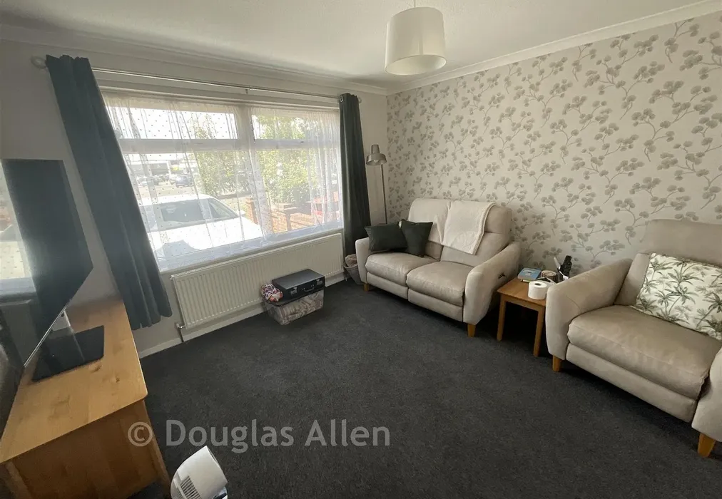 Lounge - Rectory Park Drive, Basildon, Essex - Wards of Kent