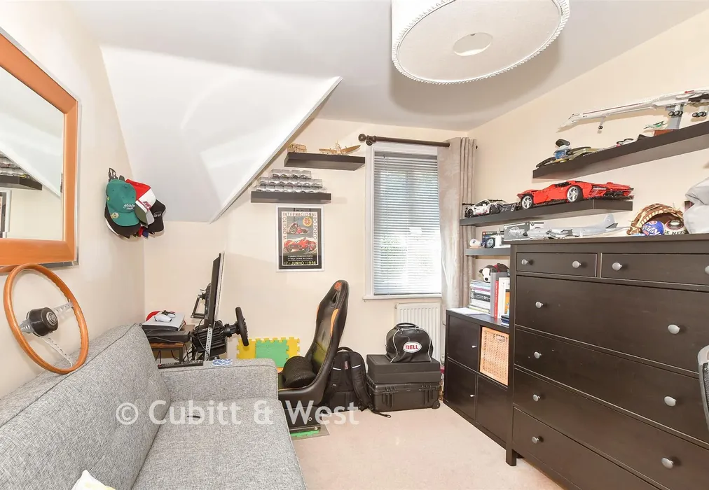 Bedroom 3 - West Common, Lindfield, West Sussex - Wards of Kent