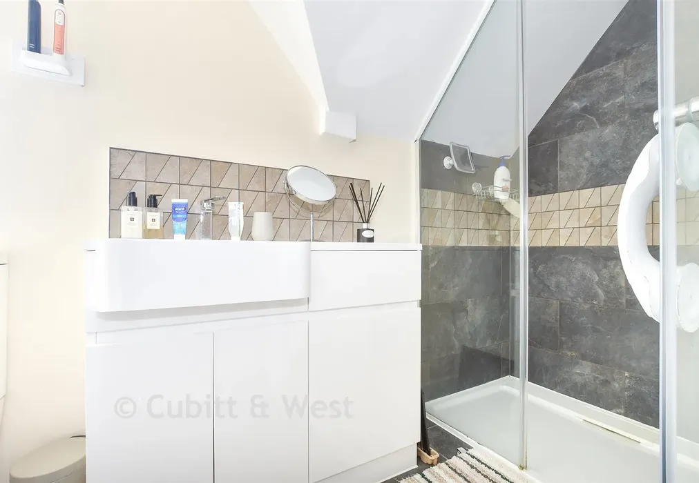 Shower Room - West Common, Lindfield, West Sussex - Wards of Kent