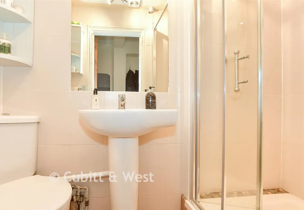 Shower Room - West Common, Lindfield, West Sussex - Wards of Kent