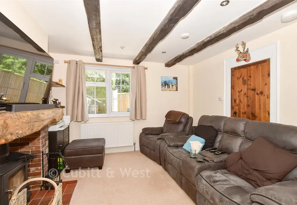 Lounge - West Common, Lindfield, West Sussex - Wards of Kent