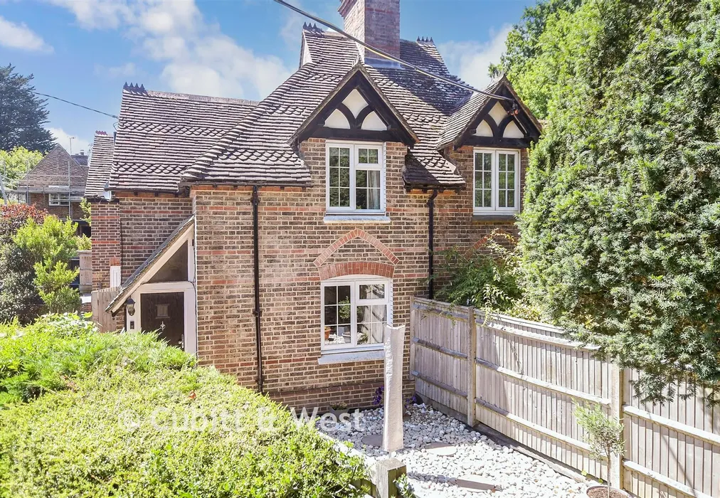 External (Brochure) - West Common, Lindfield, West Sussex - Wards of Kent