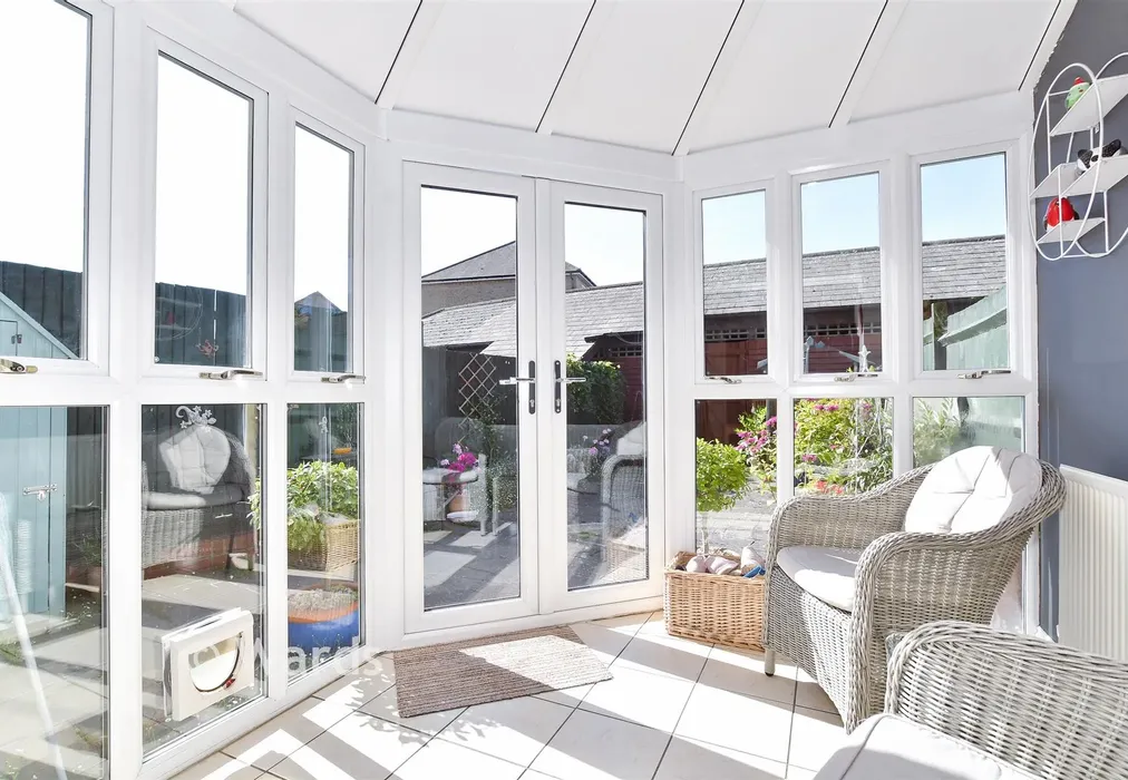 Sun Area - Tarragon Road, Maidstone, Kent - Wards of Kent