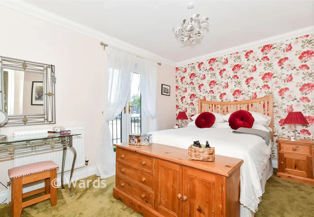 Bedroom 1 - Tarragon Road, Maidstone, Kent - Wards of Kent