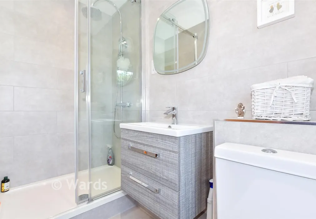 En-Suite Shower Room - Tarragon Road, Maidstone, Kent - Wards of Kent