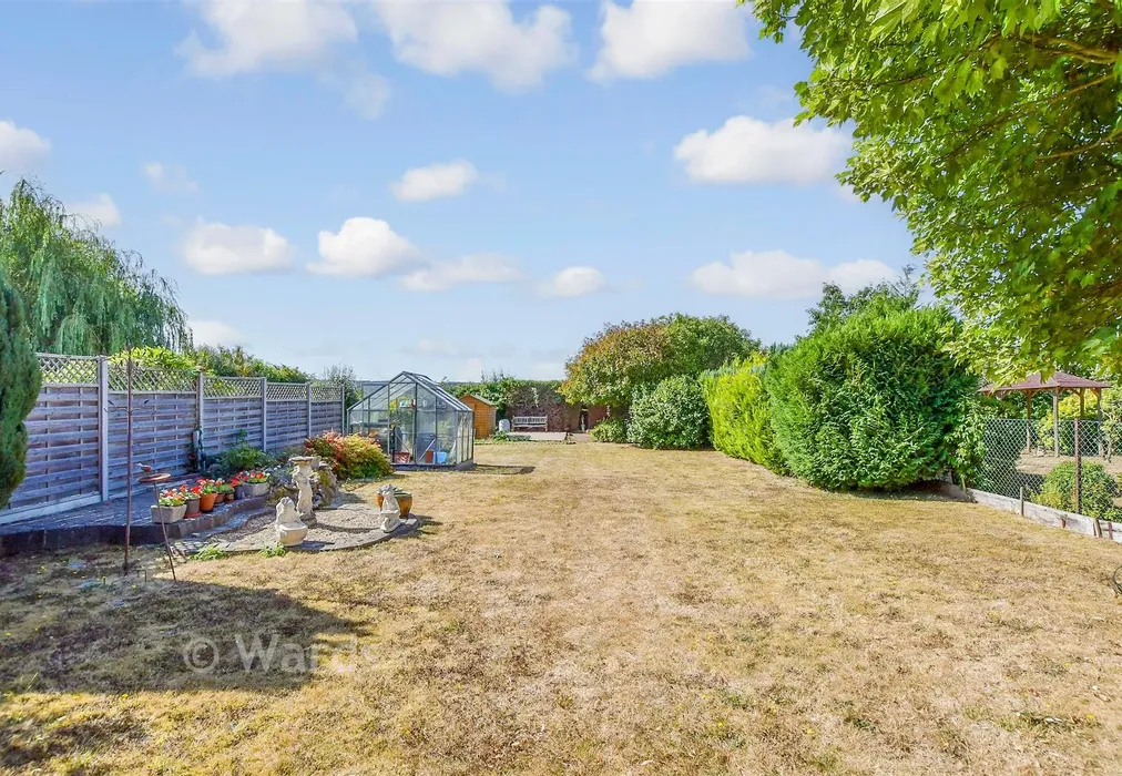 Rear Garden - Glebe Lane, Maidstone, Kent - Wards of Kent