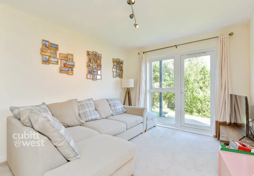 2ccfd507-901GM9A0 - Cedar House Park View Road KT22 - Wards of Kent
