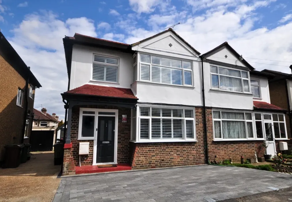Front - Royston Avenue Wallington SM6 - Wards of Kent